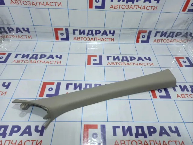 Обшивка стойки переденй правой верхняя Renault Sandero Stepway (5S) 769117516R