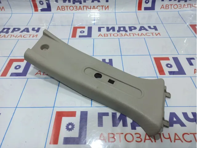 Обшивка стойки средней правой верхняя Renault Sandero Stepway (5S) 769131666R