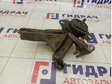 Кронштейн КПП Renault Scenic 8200043084