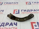 Кронштейн передней балки правый Renault Scenic 8200197452