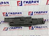 Наполнитель переднего бампера правый Renault Scenic 8200139955