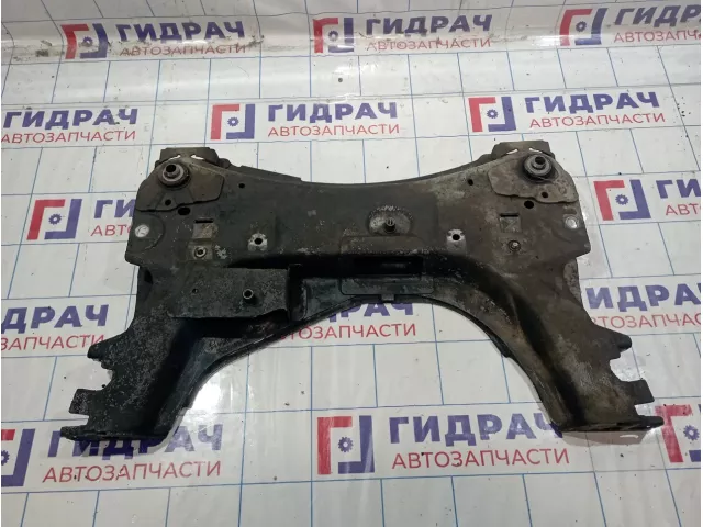 Балка подмоторная Renault Scenic 8200551102