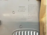 Обшивка стойки задней правой верхняя Renault Symbol (LB) 8200447257