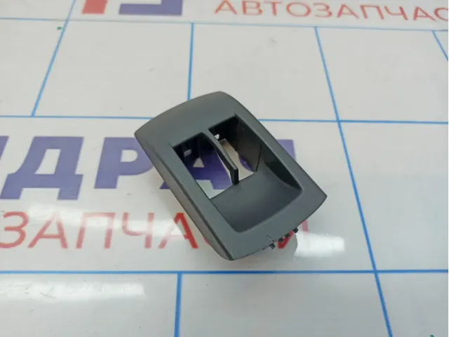Накладка блока управления стеклоподъемниками Renault Symbol (LB) 8200531521