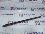 Накладка стекла переднего правого наружная Renault Symbol (LB) 8200753750