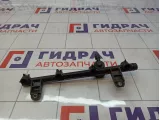 Рейка топливная (рампа) Renault Simbol (LB) 7700274294