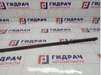 Накладка стекла переднего левого SsangYong Kyron (D200) 7251009000