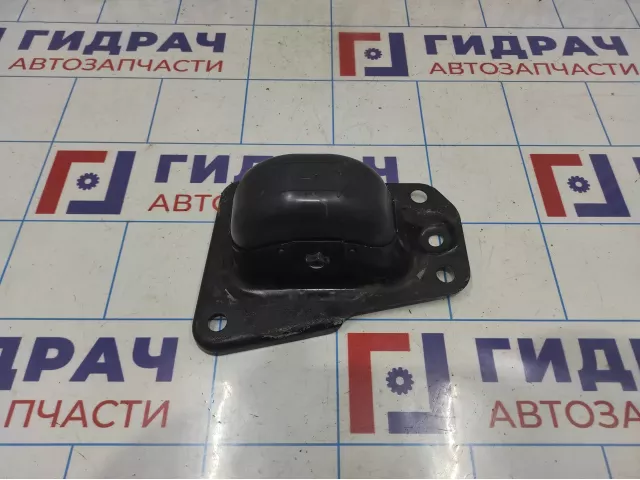 Кронштейн продольного рычага левого SEAT Leon (1P) 1K0505129J