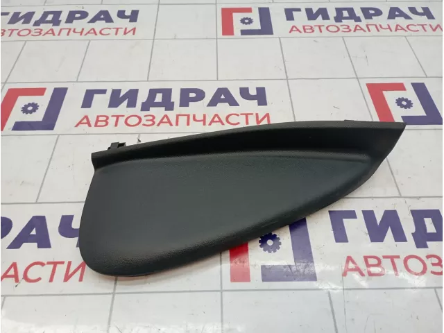 Накладка на торпедо правая с торца SEAT Leon (1P) 1P085703650X