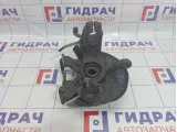 Кулак поворотный передний правый Skoda Fabia (MK2) 6Q0407256AC