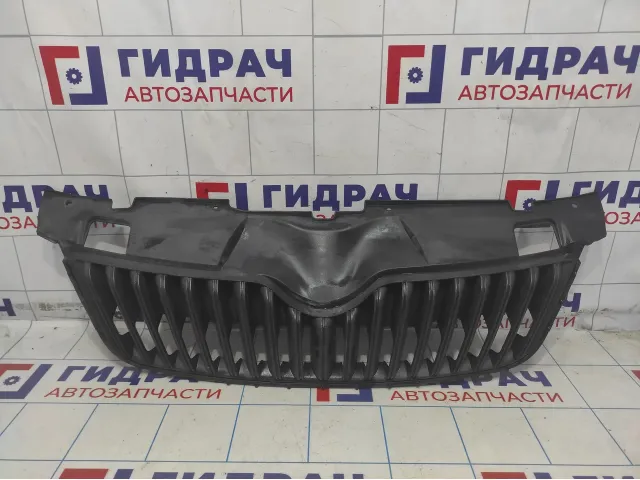 Решетка радиатора Skoda Fabia (MK2) 5J0853668C9B9