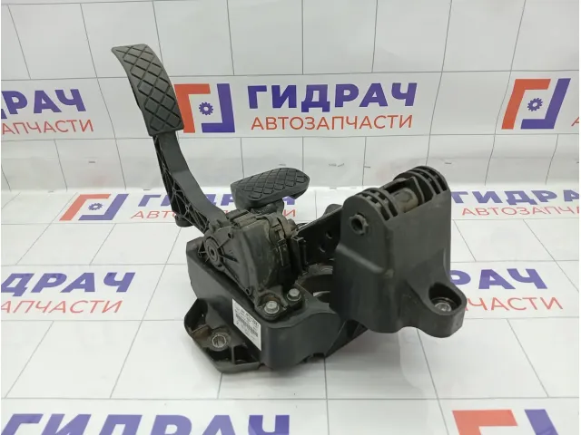 Блок педалей Skoda Fabia 6R1723058C