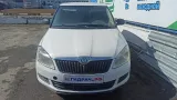 Крыша Skoda Fabia . Сколы.