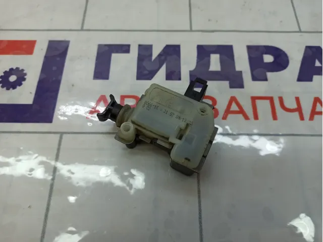 Активатор замка крышки бензобака Skoda Octavia 1Z0810773A