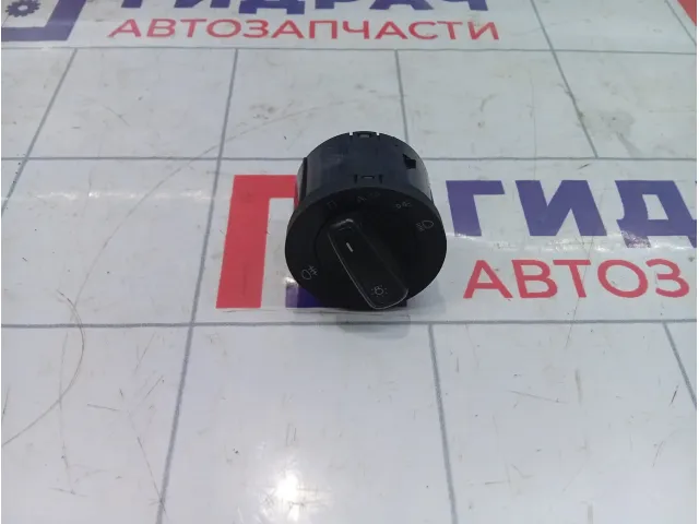 Переключатель света фар Skoda Octavia (A7) 5E0941431E