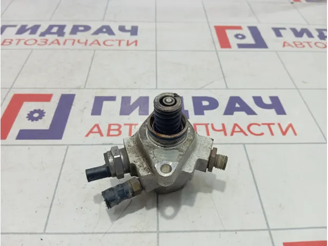 Насос (ТНВД) Skoda Octavia (A7) 04E127026AG