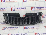 Решетка радиатора Skoda Octavia (A7) 5E0853653