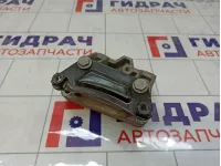 Кронштейн КПП левый Skoda Octavia (A5) 1K0199111D