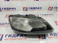 Фара правая Skoda Rapid (NH3) 5JB941018