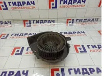 Моторчик отопителя Skoda Rapid (NH3) 6R1819015
