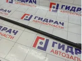 Накладка стекла заднего левого Skoda Rapid (NH3) 5JA839477B