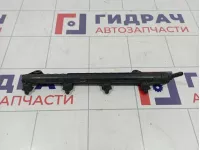 Рейка топливная (рампа) Skoda Rapid (NH3) 04E133320K