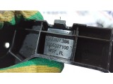 Направляющая заднего бампера правая Skoda Rapid 60U807394.