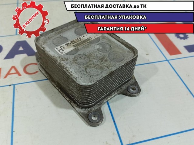 Радиатор масляный Skoda Rapid 04E117021K.