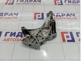 Кронштейн двигателя правый Skoda Superb (3T) 06J199207P