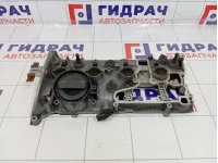 Клапанная крышка Skoda Superb (3T) 06H103475G