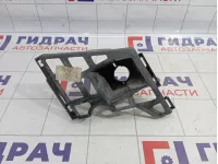 Кронштейн переднего бампера левый Skoda Yeti (5L) 5L0807055