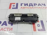 Блок управления климатической установкой Skoda Yeti (5L) 3T0907044BL