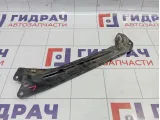 Кронштейн передней панели левый Skoda Yeti (5L) 5L0805931