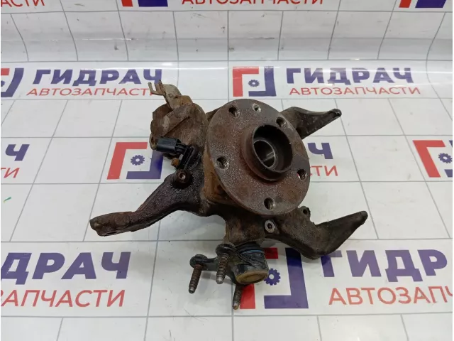 Кулак поворотный передний правый Skoda Yeti (5L) 1K0407256T