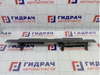 Воздуховод радиатора верхний Skoda Yeti (5L) 5L0121285B