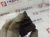 Активатор замка крышки бензобака Skoda Yeti 7P0810773D