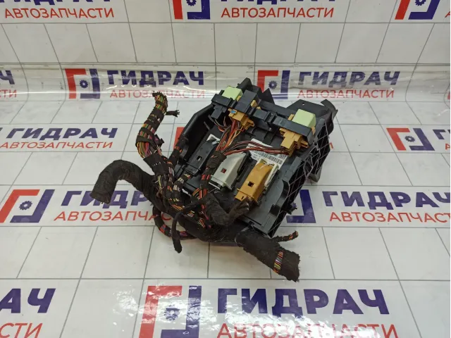 Блок комфорта (электронный блок, блок управления сети) Skoda Yeti 1K0937086R