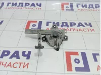 Замок капота SsangYong Actyon Sports7111031003