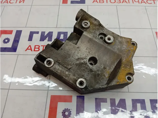 Кронштейн кондиционера SsangYong Kyron A6652340939