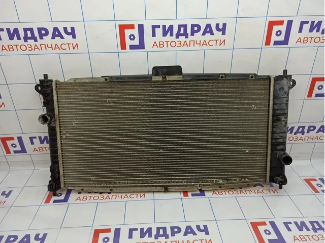 Радиатор основной Ssang Yong Actyon New . Дефект. МКПП.