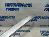 Накладка порога левая Toyota Land Cruiser Prado J150, 4 поколение  51177160180. Царапины.
