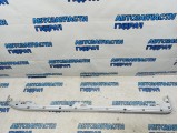 Накладка порога левая Toyota Land Cruiser Prado J150, 4 поколение  51177160180. Царапины.