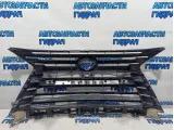 Решетка радиатора Lexus LX570 J200, 3 поколение, 2-й рестайлинг  5310160570. Трещина, сломано крепление.
