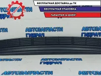 Накладка заднего бампера Toyota Land Cruiser J200, 11 поколение  5216260040. Царапины. Сломано несколько креплений.
