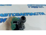 Форсунка омывателя фары Toyota Camry XV70, 9 поколение 8520733120. Дефект.