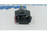 Форсунка омывателя фары Toyota Camry XV70, 9 поколение 8520733120. Дефект.
