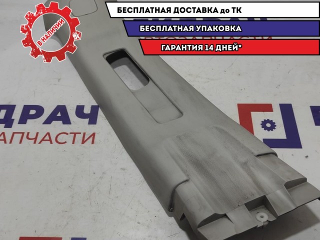 Обшивка стойки средней левая верхняя Subaru Impreza (G12) G12 94012-FG010. Требует чистки.