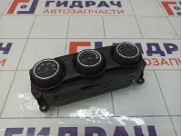 Блок управления климатической установкой Subaru XV 72311FJ340