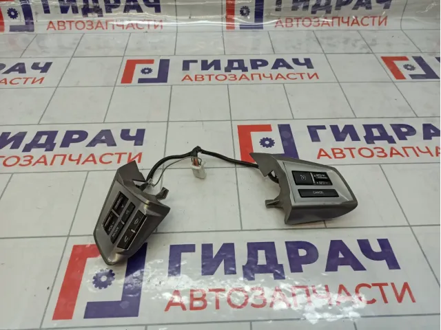 Блок кнопок в рулевое колесо Subaru XV 83154FJ380