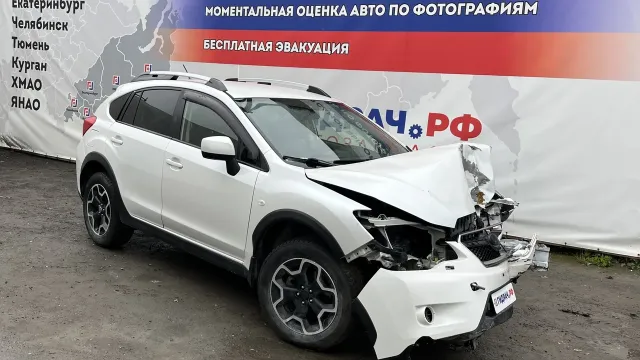 Автомобиль Subaru XV  в разборе